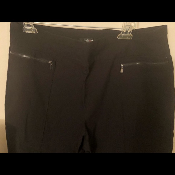Capris - Picture 2 of 3